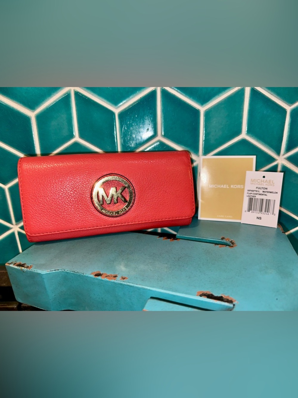 Michael Kors Fulton Flap Continental Wallet – Watermelon Pink